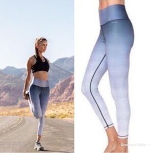 AR-33 Alpha Leggings  Size Small
